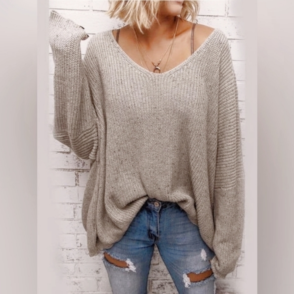 FREE PEOPLE Moonbeam Alpaca Blend Deep V Neck Oversized Grey Sweater - Picture 3 of 12